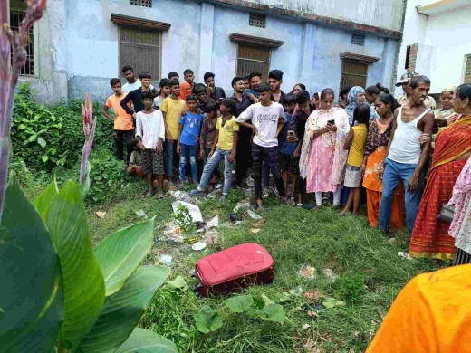 मुजफ्फरपुर में मासूम बच्ची का ट्रॉली बैग से मिला शव, जांच में जुटी पुलिस 
